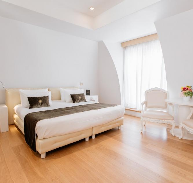 boscolo executive suite bedroom