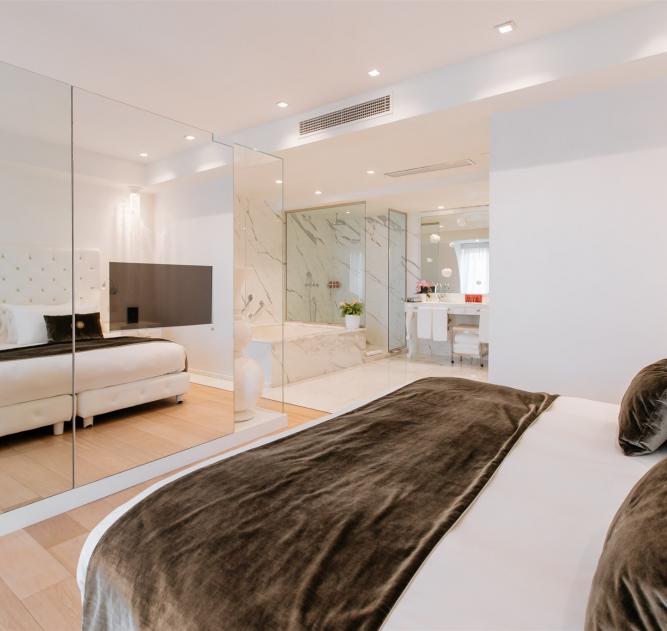 boscolo executive suite bedroom