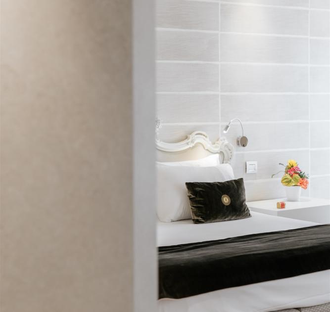 Deluxe Suite with terrace - Boscolo Hotel Nice